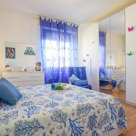 2 Bedroom Amazing In Apartment *